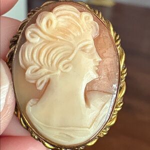 12K Gold Filled Vintage Cameo Brooch with Gold Trim